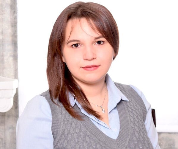 Юрист Мария Попова